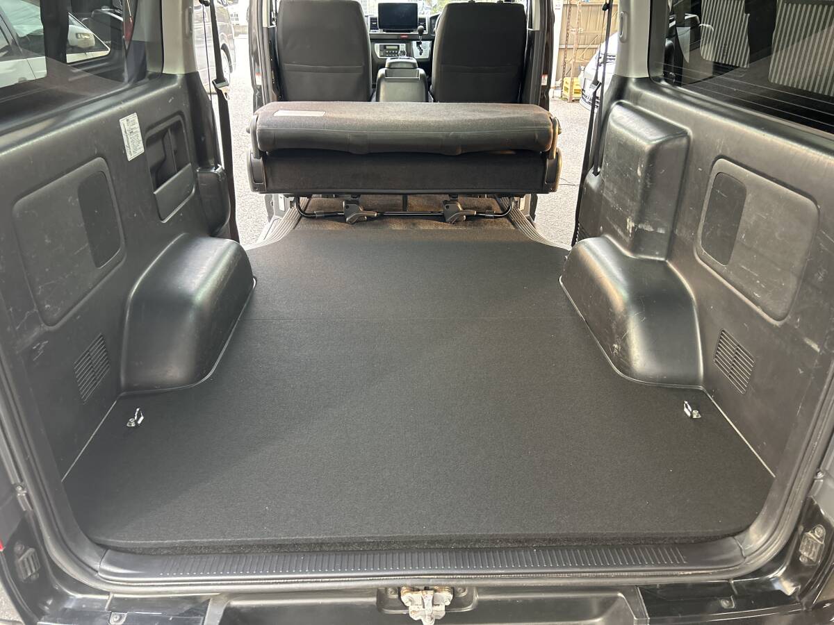 ハイエースバン　標準スーパーGL専用　フロアーパネル　3型後期以降
